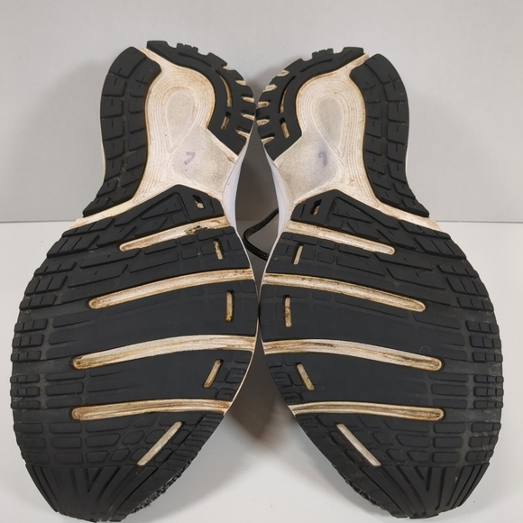 Brooks Revel 2 Black Running Shoes , Size 8.5 - Picture 10 of 14